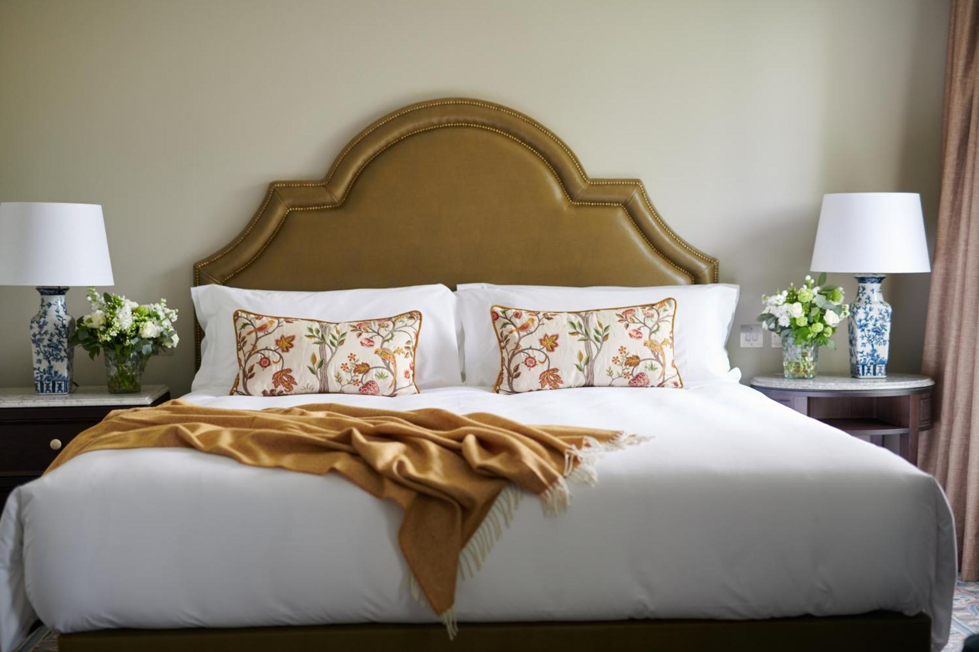 Carton House A Fairmont Managed Hotel Maynooth Extérieur photo A bed